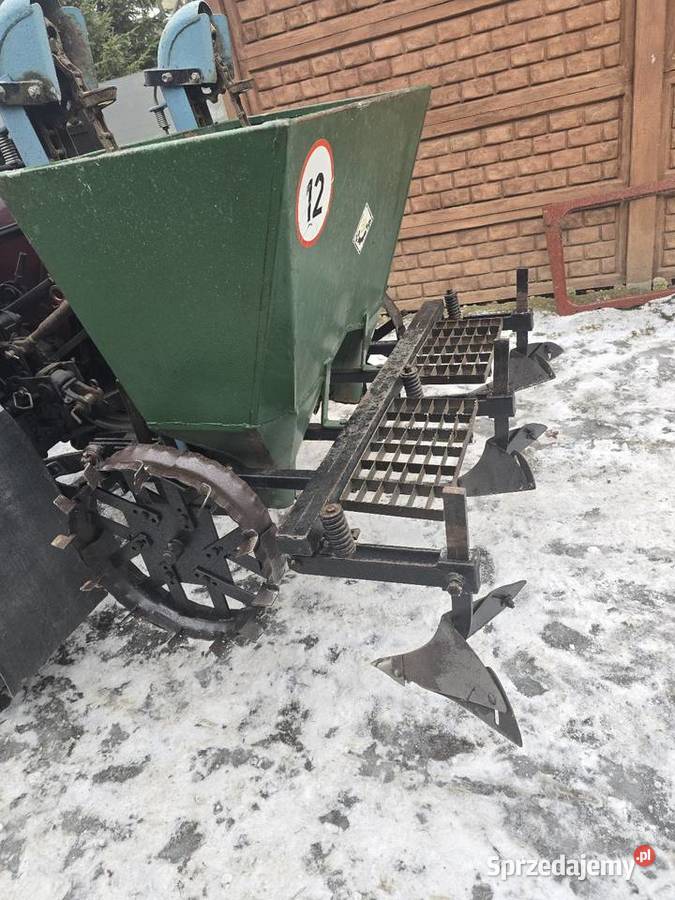Sadzarka do ziemniakow Rolnictwo kujawsko-pomorskie Mogilno