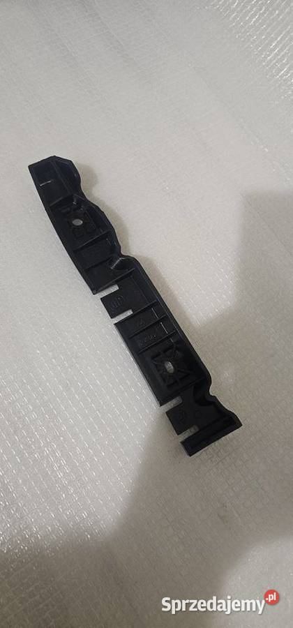 Slizg mocowanie zderzaka przedniego fiat 500