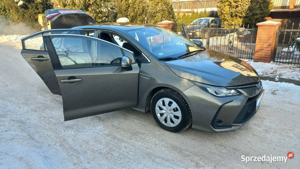 Toyota Corolla Comfort eCVT 18 Hybryda Tempomat Gdańsk