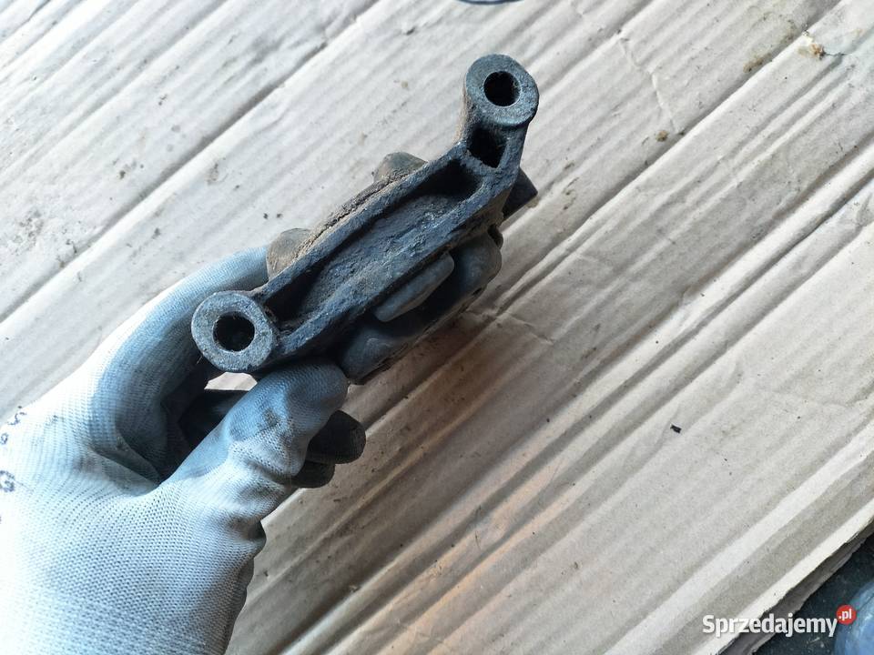 PODUSZKA SKRZYNI BIEGÓW Audi 80 B4 80B4 Kamień-Kolonia sprzedam