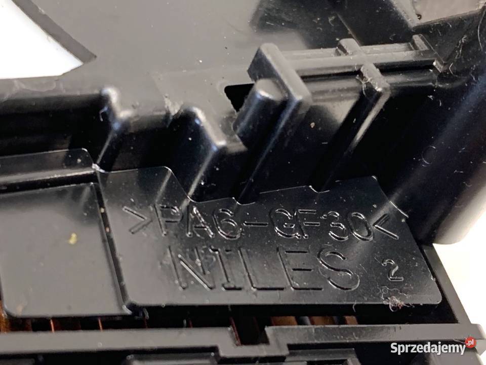 PRZEŁĄCZNIK WYCIERACZEK SUZUKI SWIFT III osobowe Motoryzacja