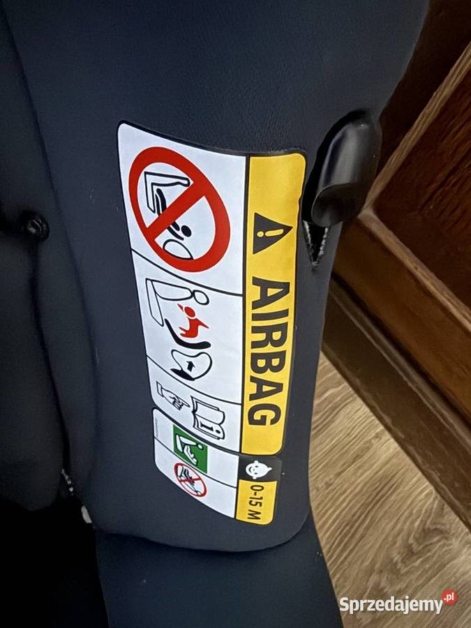 Fotelik z bazą 0 - 18 kg 0 - 18 kg Żurawiniec