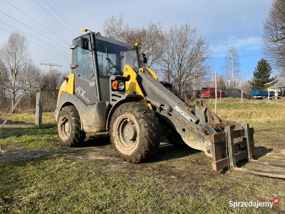 Ładowarka Mecalac ax 850 nie