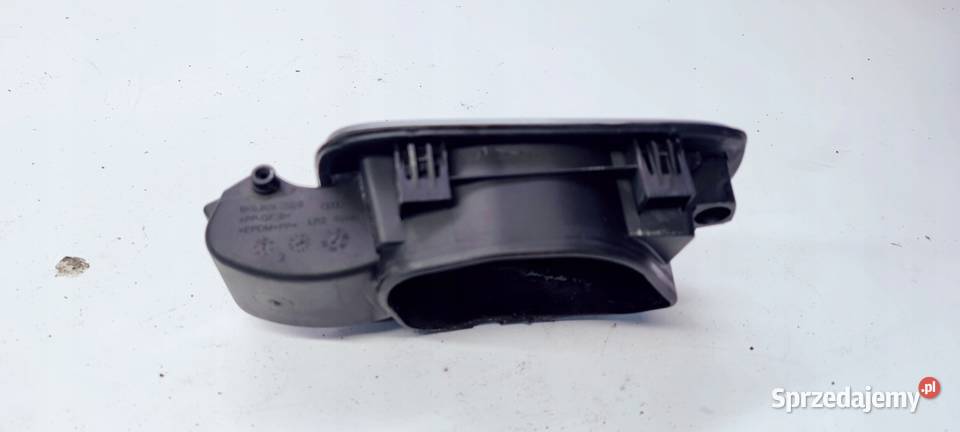 KLAPKA WLEWU PALIWA AUDI A4 B8 8K0809999B LY7G osobowe Przystajń