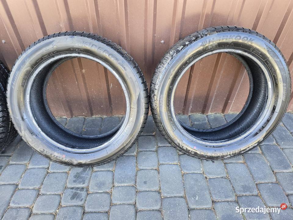 Opony wielosezonowe Hankook Kinergy 4S Komplet Czarna Woda