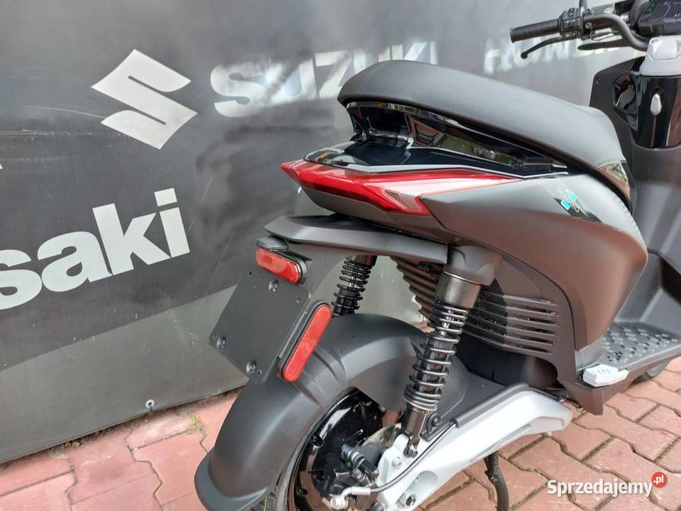 Piaggio One 2022
