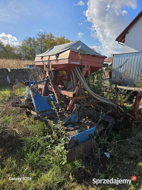 Agregat uprawowo siewny aktywny 3m małopolskie Przeciszów sprzedam