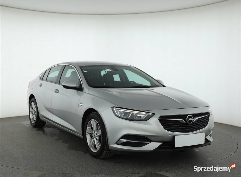 Opel Insignia 16 CDTI Sedan / Limuzyna Piaseczno