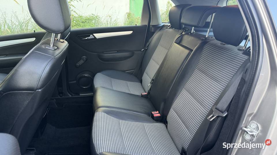 Mercedes B 15 benzyna ok 2008 nowy rozrząd czujnik parkowania Konin
