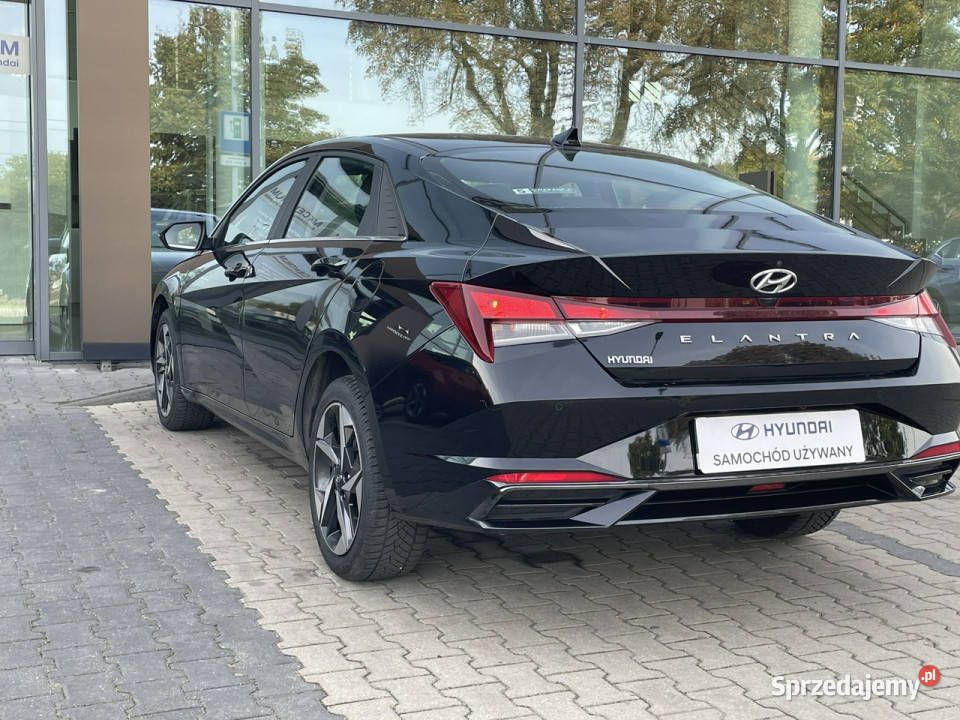 Hyundai Elantra 16MPI 123 6MT SmartAlu 17 Winter benzyna