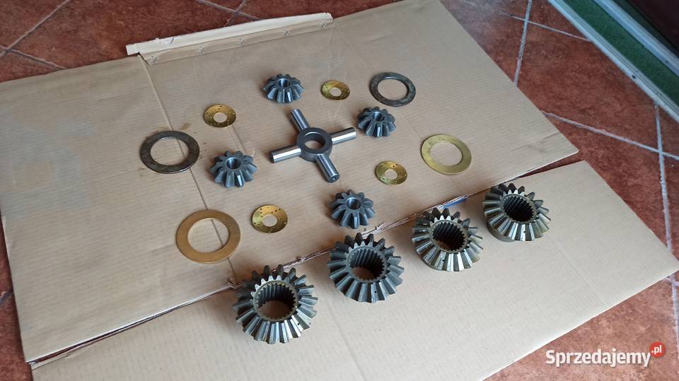 Krzyżak Mechanizm Różnicowy Most Ładowarka UN Części zamienne mazowieckie Garwolin