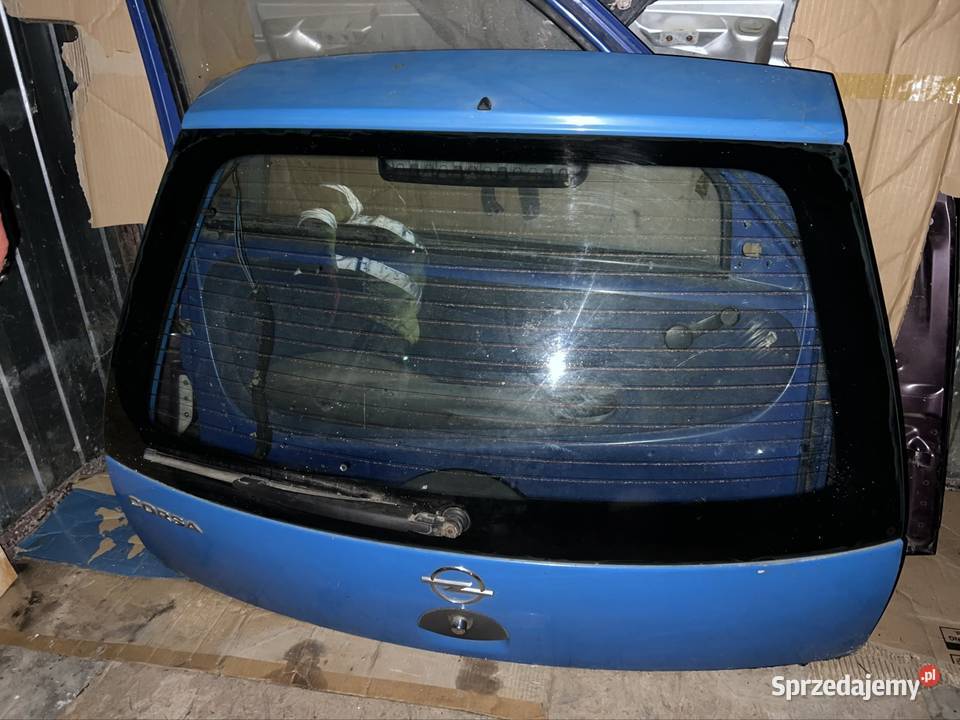 TYLNA KLAPA Opel Corsa C 0006