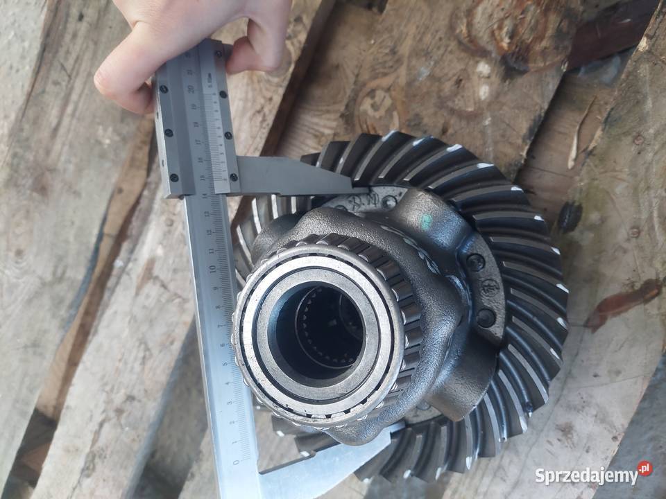 DYFERENCJAŁ KOŁO TALERZOWE Z WAŁKIEM ATAKU Części do maszyn budowlanych