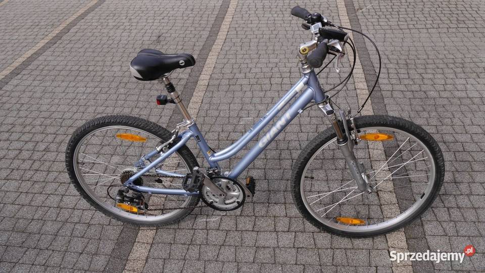 Rower Giant Sedona damski błękitny z koszykiem Warszawa