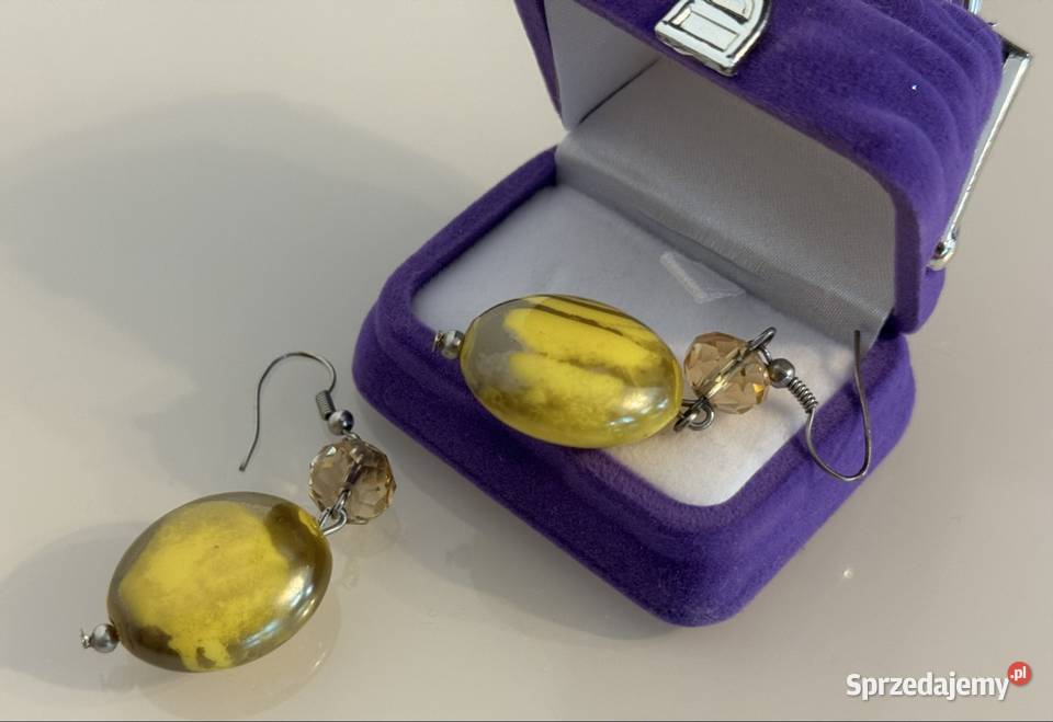 Kolczyki wiszące z żółtymi kamieniami sprzedam