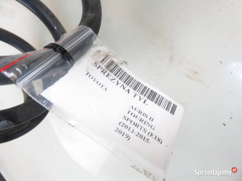 SPRĘŻYNY TYŁ TOYOTA AURIS II E18 KOMBI