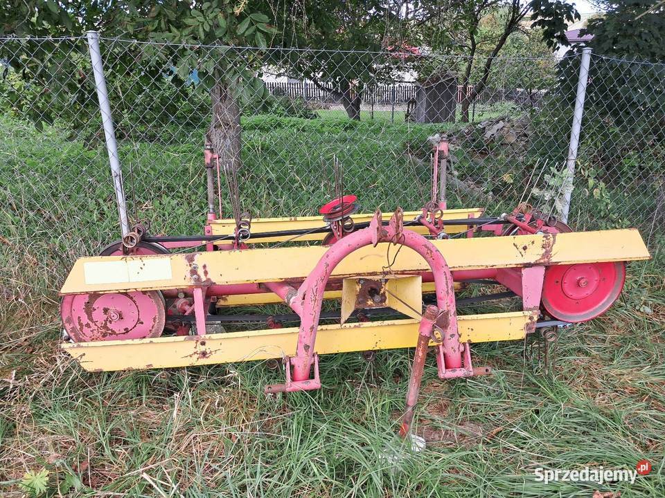 Przewracarka zgrabiarka taśmowa