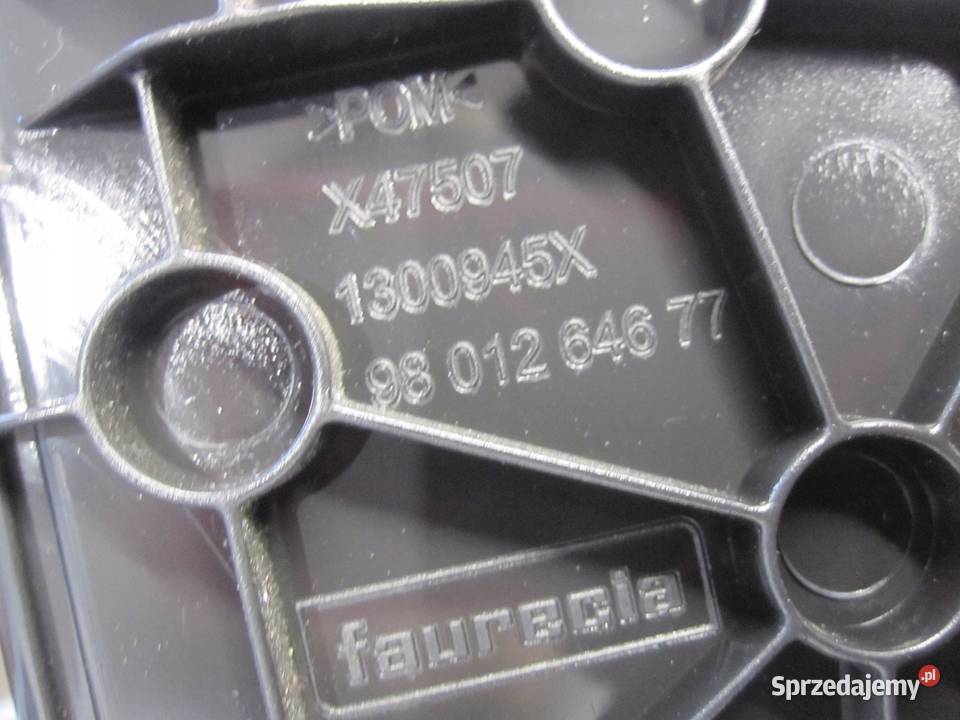 PEUGEOT 308 II schowek tunelu środkowego