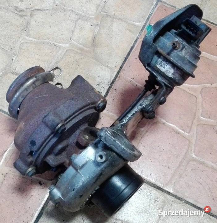 TURBOSPRĘŻARKA OPEL INSIGNIA 20 CDTI 55570748 Silniki i osprzęt Kiełczyna
