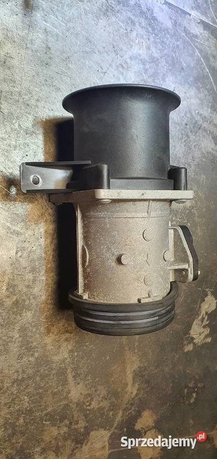 Przepływomierz audi a8 d2 a6 c4 hitachi OE 3pin Radom sprzedam
