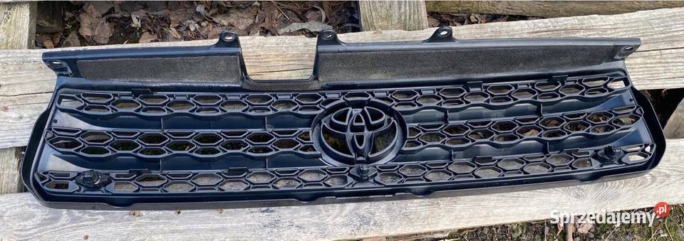 Toyota RAV4 RAV4 II Grill atrapa zderzak przód osobowe Rzeszów