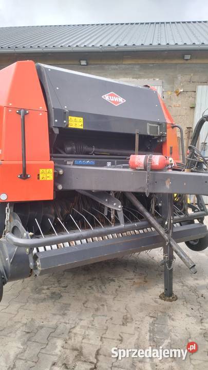 Prasa walcowa Kuhn FB 2130 Claas Rolujące (belujące) Wąwelno