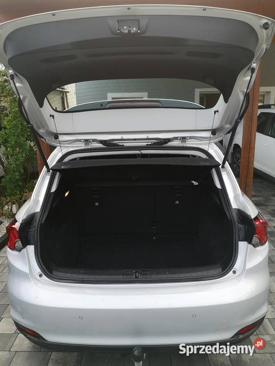 FIAT TIPO HTB 14 TJET LOUNGE Tipo Bielsko-Biała
