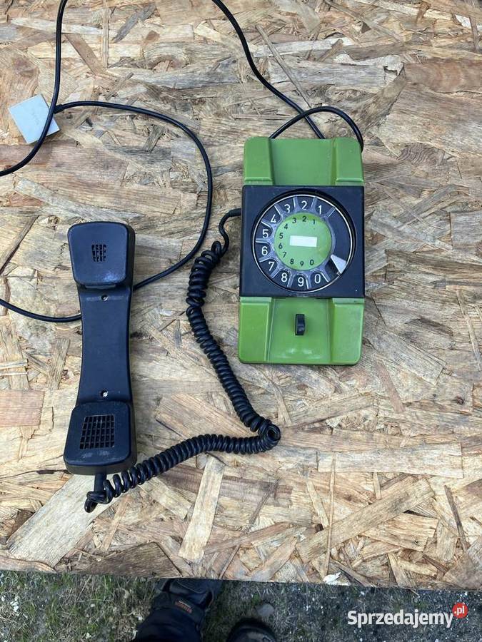Telefon PRL Bratek 271A Kłodzko sprzedam