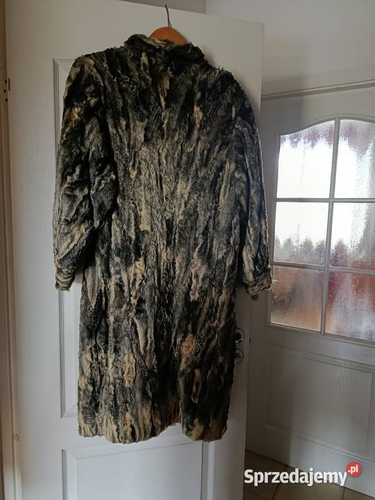 Futro z łapek karakułowych Warszawa