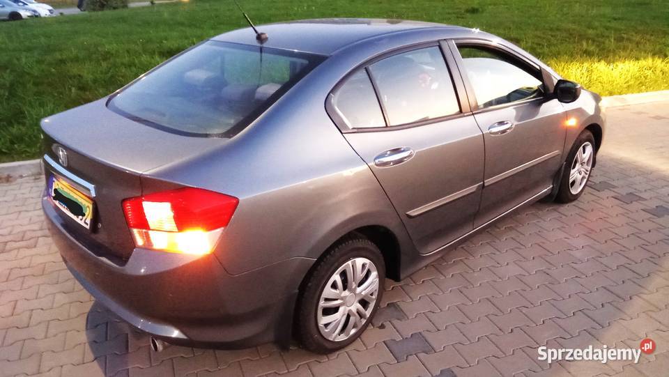 HONDA CITY 2009r benzyna Dzierżoniów
