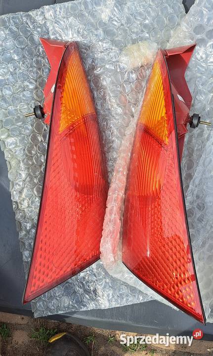 Lampy tyl Ford Focus mk1 osobowe Lampy tylne Pyrzyce