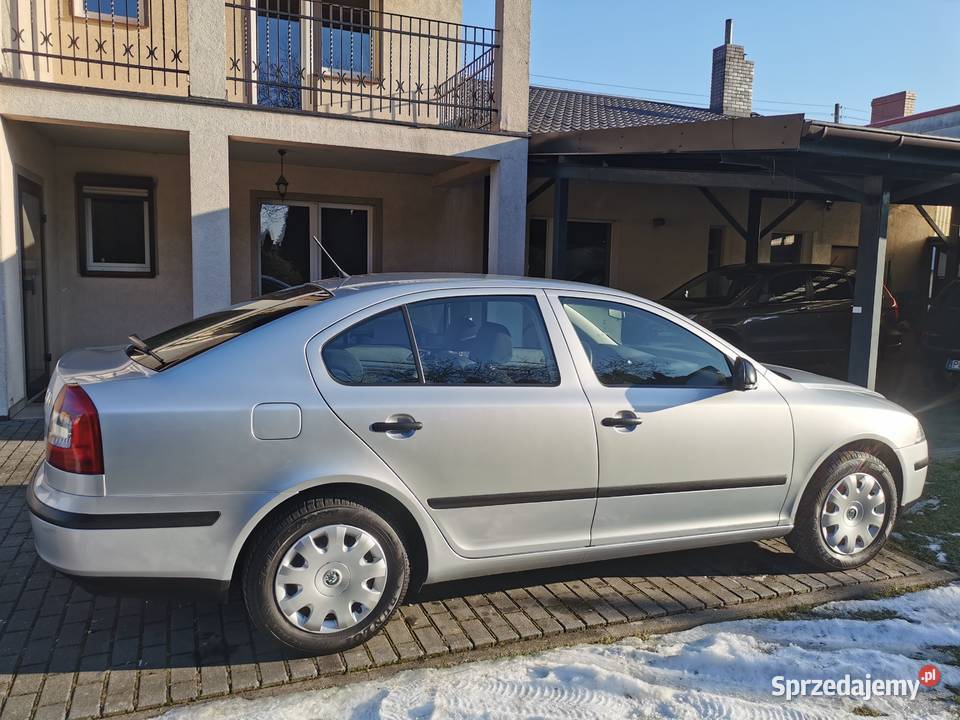 Skoda Octavia 2 46 przebiegu 16 MPI salon polska Poznań sprzedam