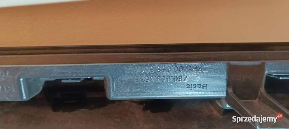 VW TOUAREG III GRILL ATRAPA CHŁODNICY ZDERZAKA osobowe Atrapy