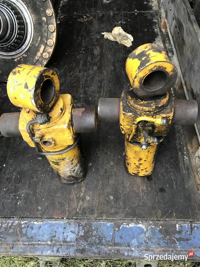 Siłownik obrotu ramienia MF Massey Ferguson Kosakowo