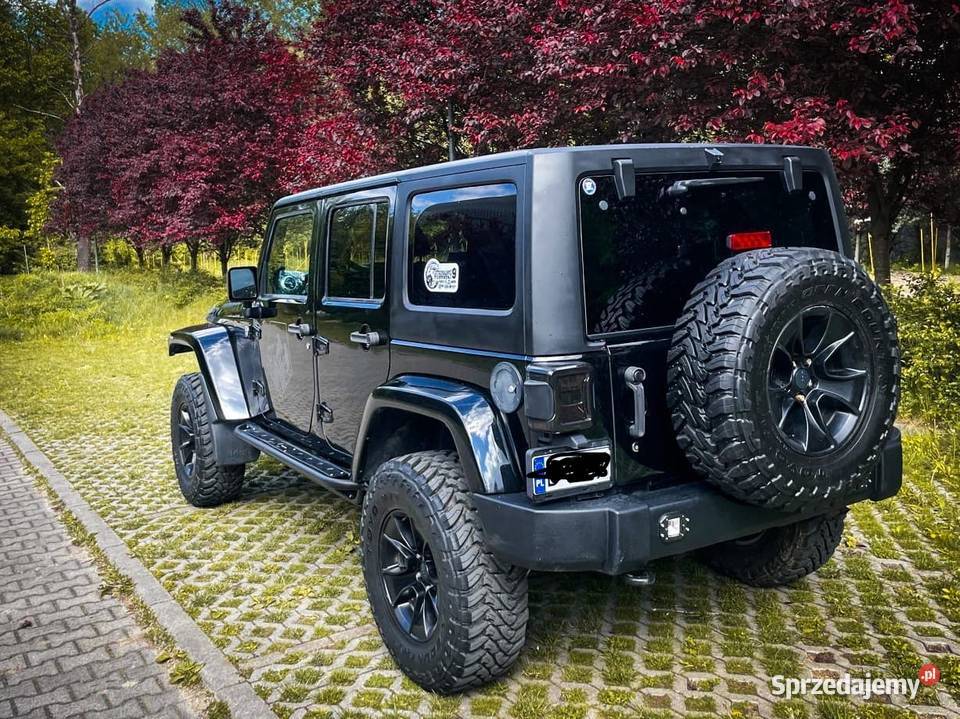 Jeep Wrangler JKU przygotowany na trasę i Wrocław
