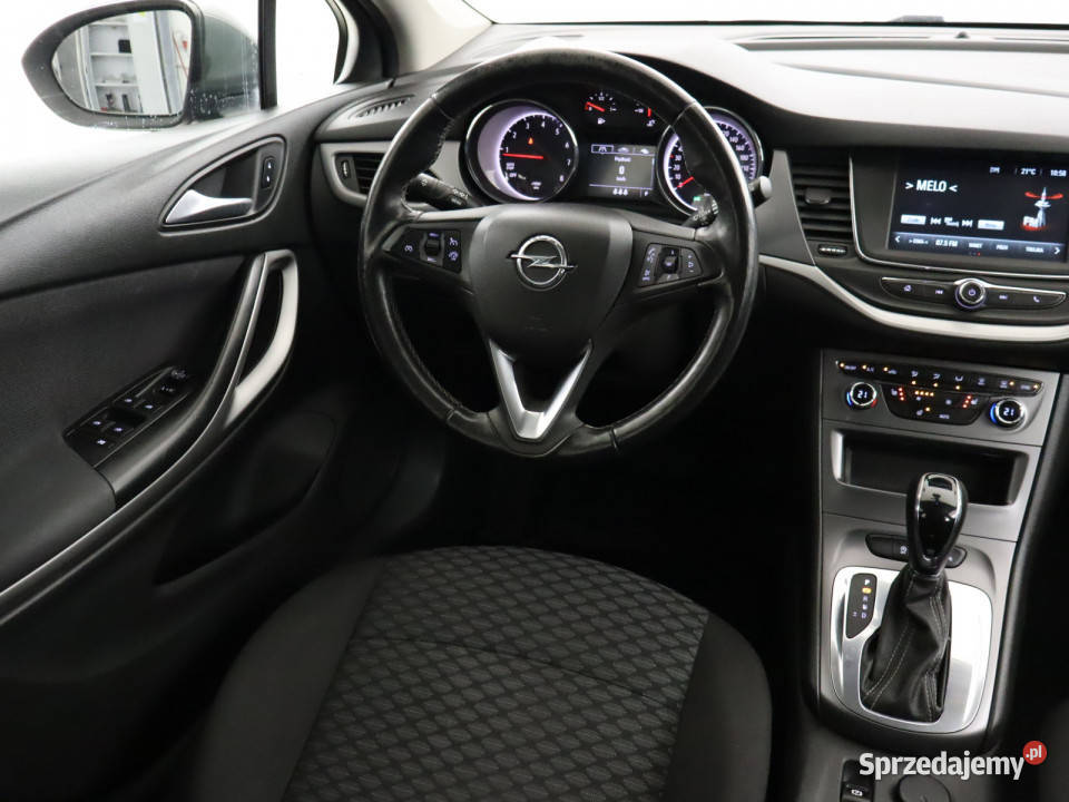 Opel Astra 14 T Samochody osobowe sprzedam