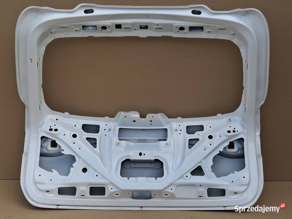 MERCEDES EKLASA W214 S214 A214 KLAPA BAGAŻNIKA Bieleń sprzedam