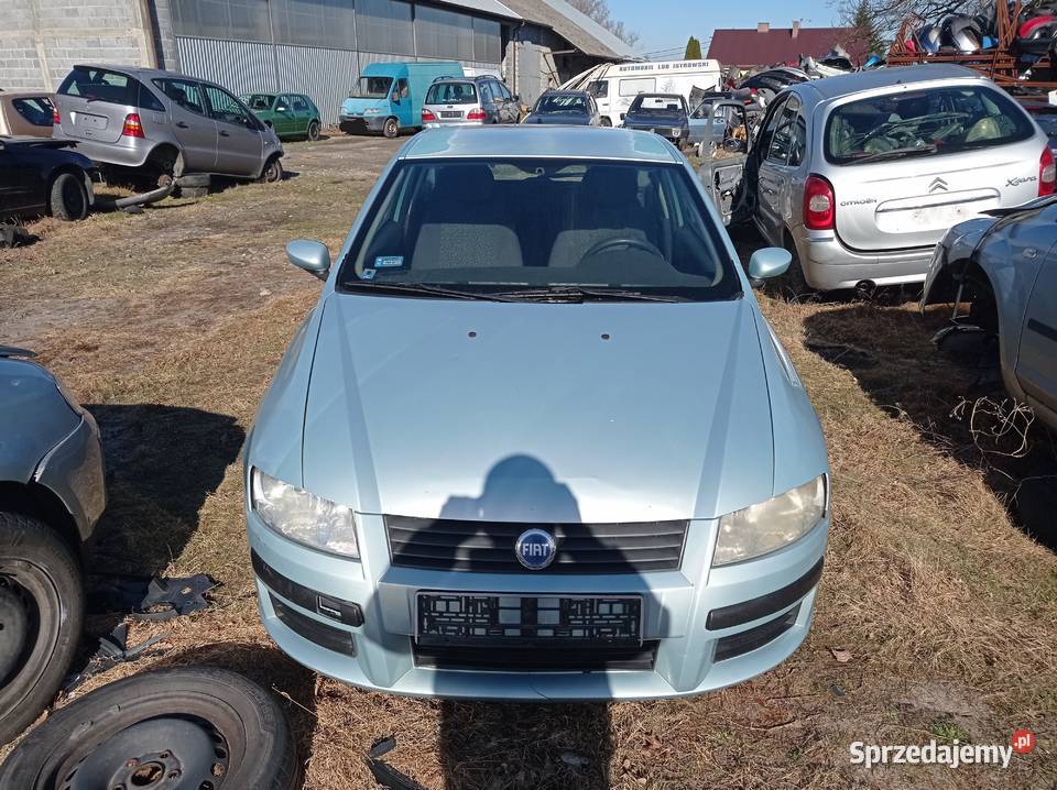Fiat Stilo 16 76 kW 2002 r dawca części Rok produkcji 2002 Szklarka Myślniewska
