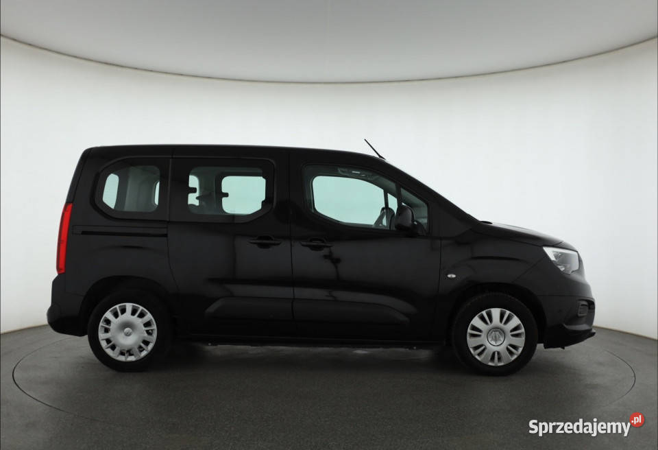 Opel Combo 15 CDTI radio mazowieckie Piaseczno sprzedam