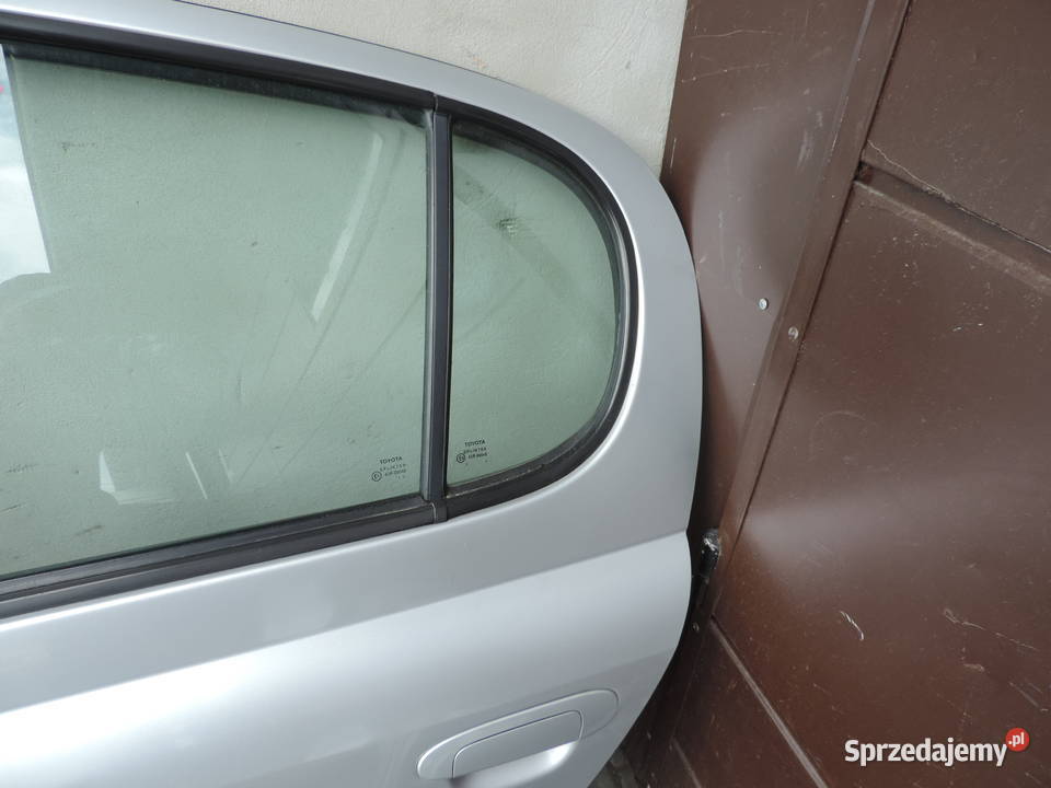 TOYOTA YARIS I 5D FL DRZWI LEWY TYŁ 1E7 Nowy Sącz sprzedam
