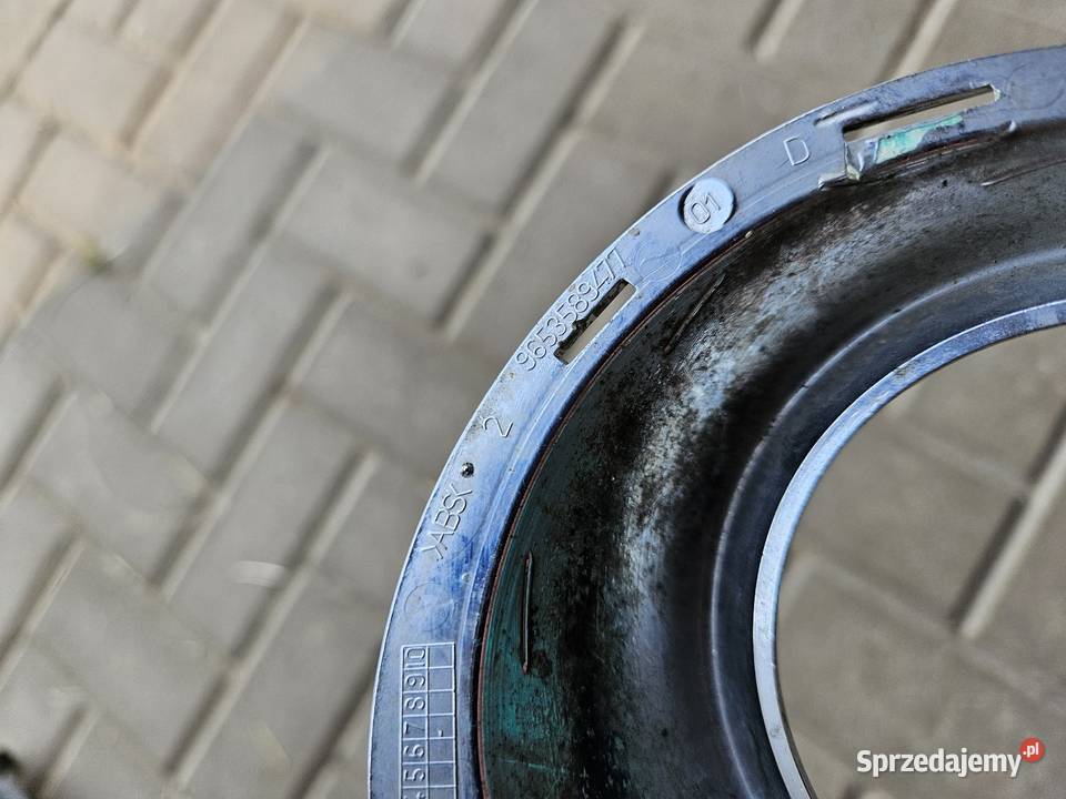 PEUGEOT 307 LIFT RAMKA HALOGENU CHROM PRAWA osobowe sprzedam