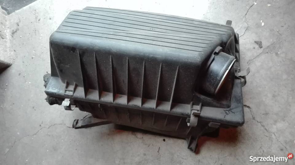 Opel Vectra 18 16V 98r Filtr powietra Zbiersk