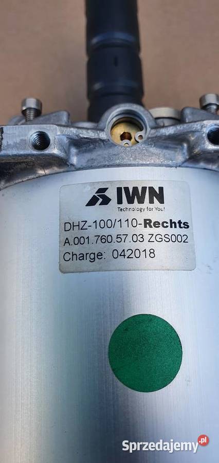 Siłownik otwierania drzwi Autobus IWN DHA100110 Bieleń