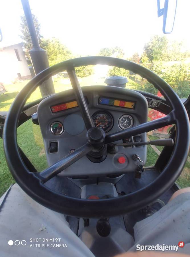 Ciągnik Escort 335 podkarpackie Klęczany