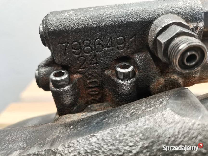 Pompa robocza Holland LM 5060 Rexroth A10V Wilkowo