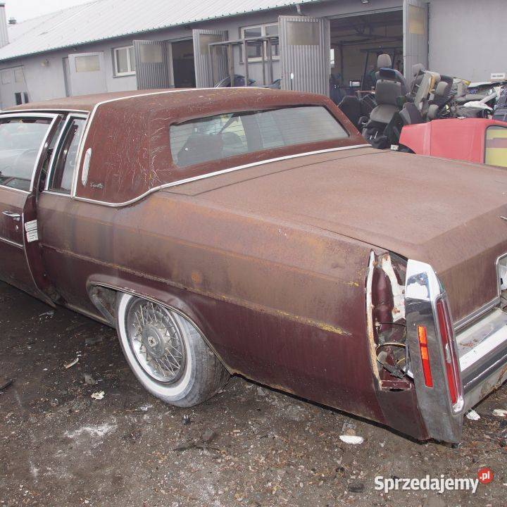 MASKA PRZÓD CADILLAC DE VILLE COUPE 1983 Lipno