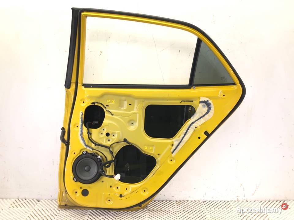 DRZWI PRAWY TYŁ KIA RIO IV Hatchback MYW MOST