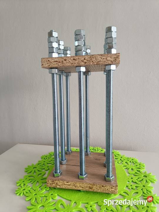 Klatka na alkohol brązowy Stojaki na wino Czernica