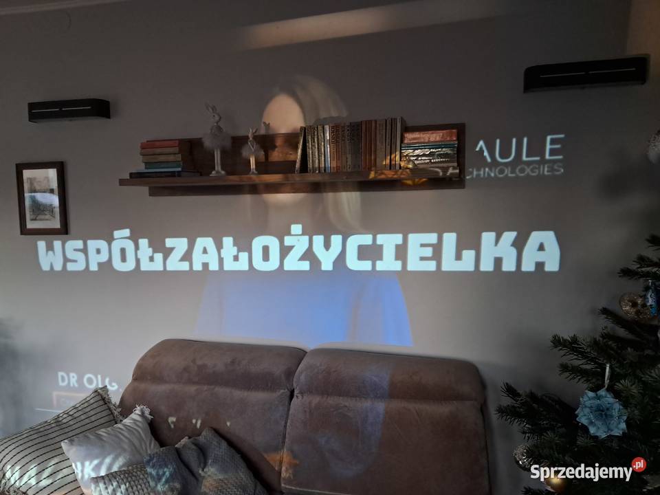 nowy projektor magcubik HY320 brak paragonu Sandomierz sprzedam