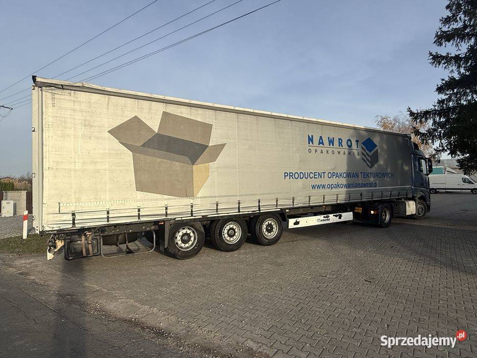 Naczepa Krone standard osie Saf Przyczepy i naczepy wielkopolskie Sobiesiernie